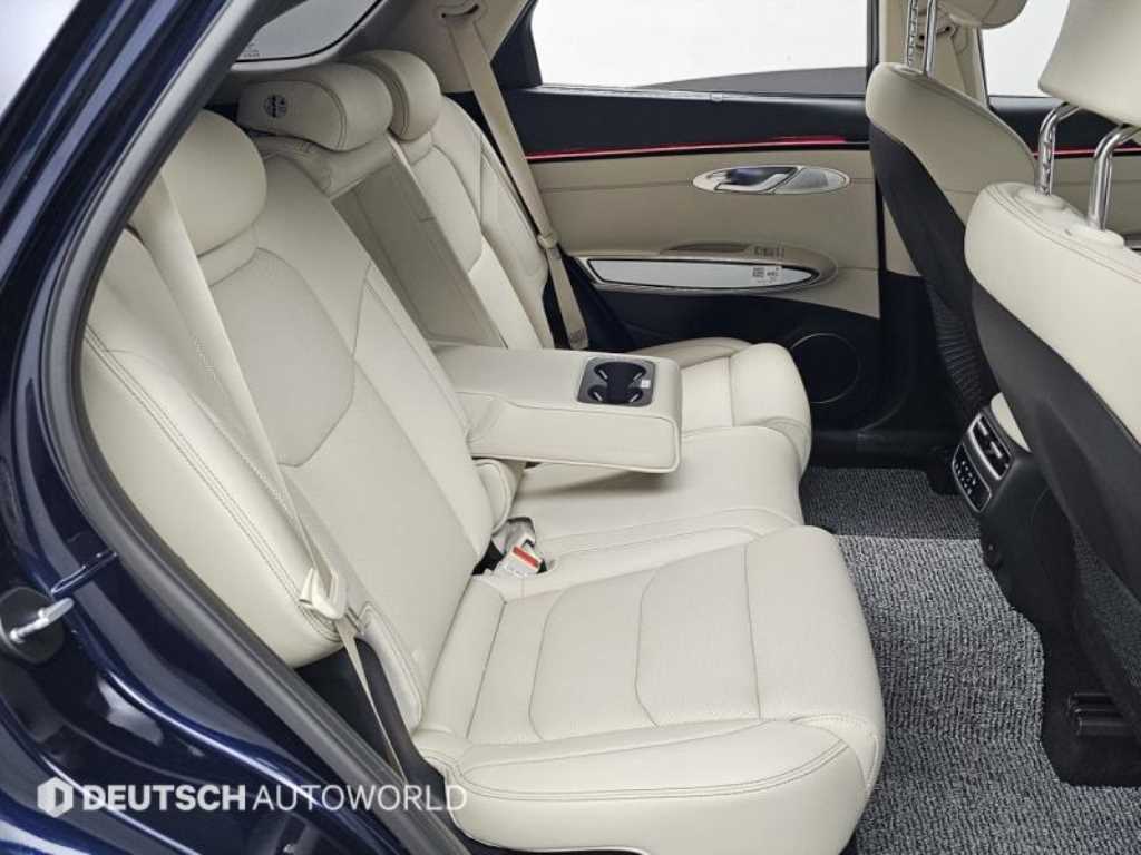 Genesis GV70 - Vista 12