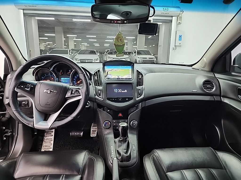 Chevrolet Cruise - Vista 6