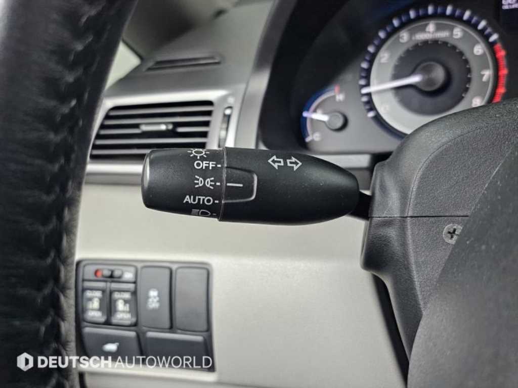 Honda Odyssey 2012 Plateado - Importación desde Corea - HF Imports Iquique - Foto 16