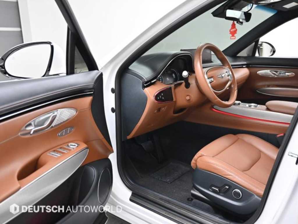 Genesis GV70 - Vista 11