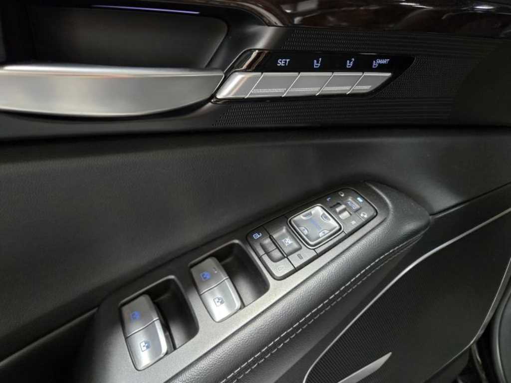 Genesis EQ900 2016 Negro - Importación desde Corea - HF Imports Iquique - Foto 13