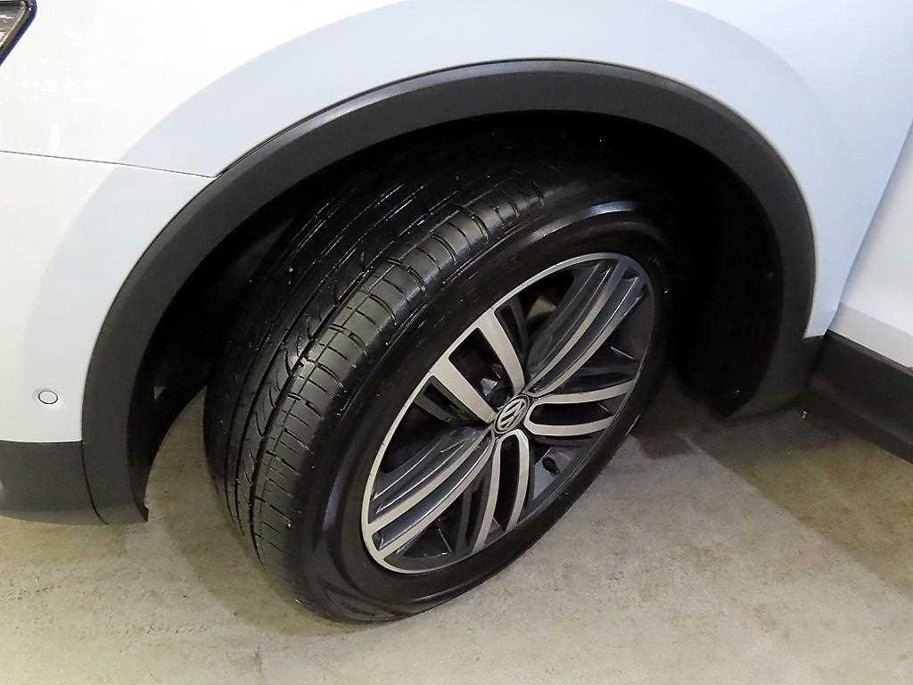 Volkswagen Tiguan 2018 Blanco - Importación desde Corea - HF Imports Iquique - Foto 20