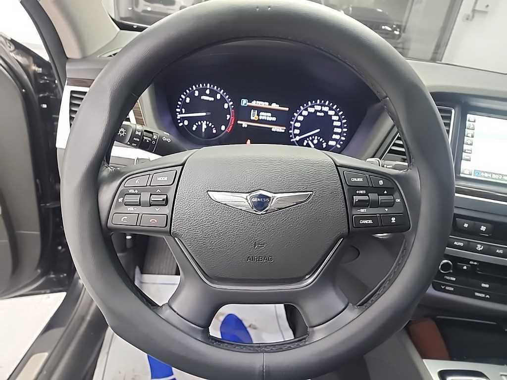 Genesis G80 - Vista 9