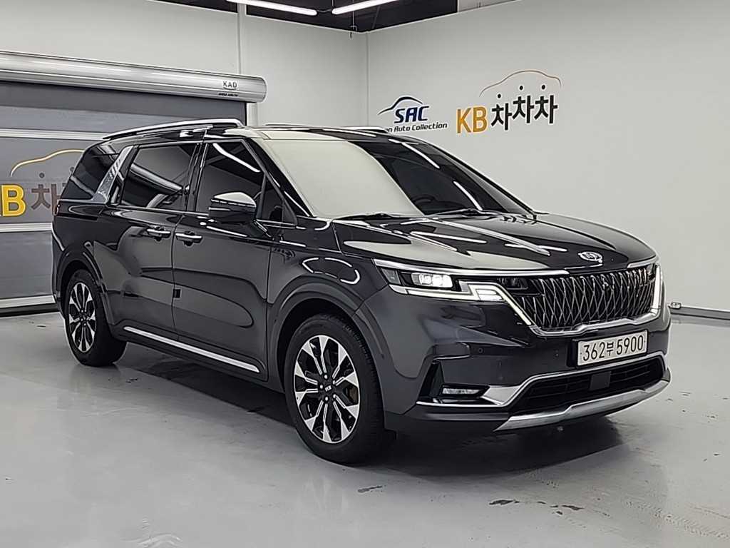 KIA Carnival - Vista 4