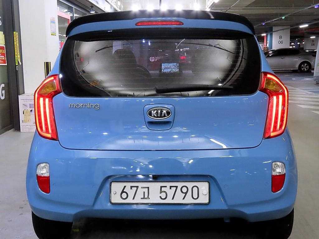 KIA Morning - Vista 5