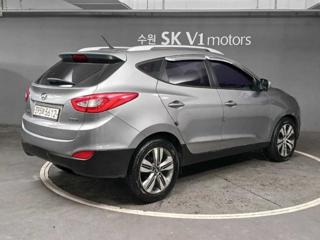 HYUNDAI Tucson - Vista 5