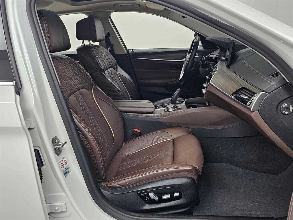 BMW 5 Series - Vista 10