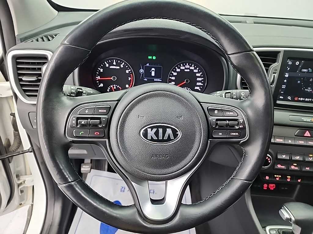 KIA Sportage - Vista 9
