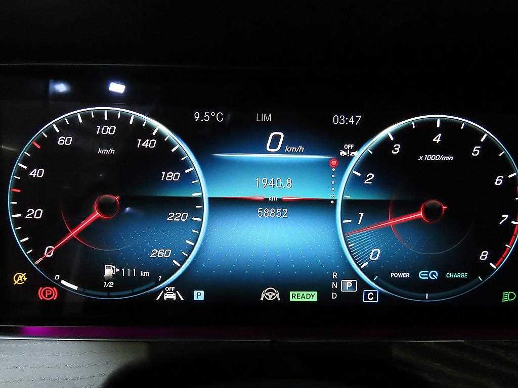 Mercedes Benz E class - Vista 9