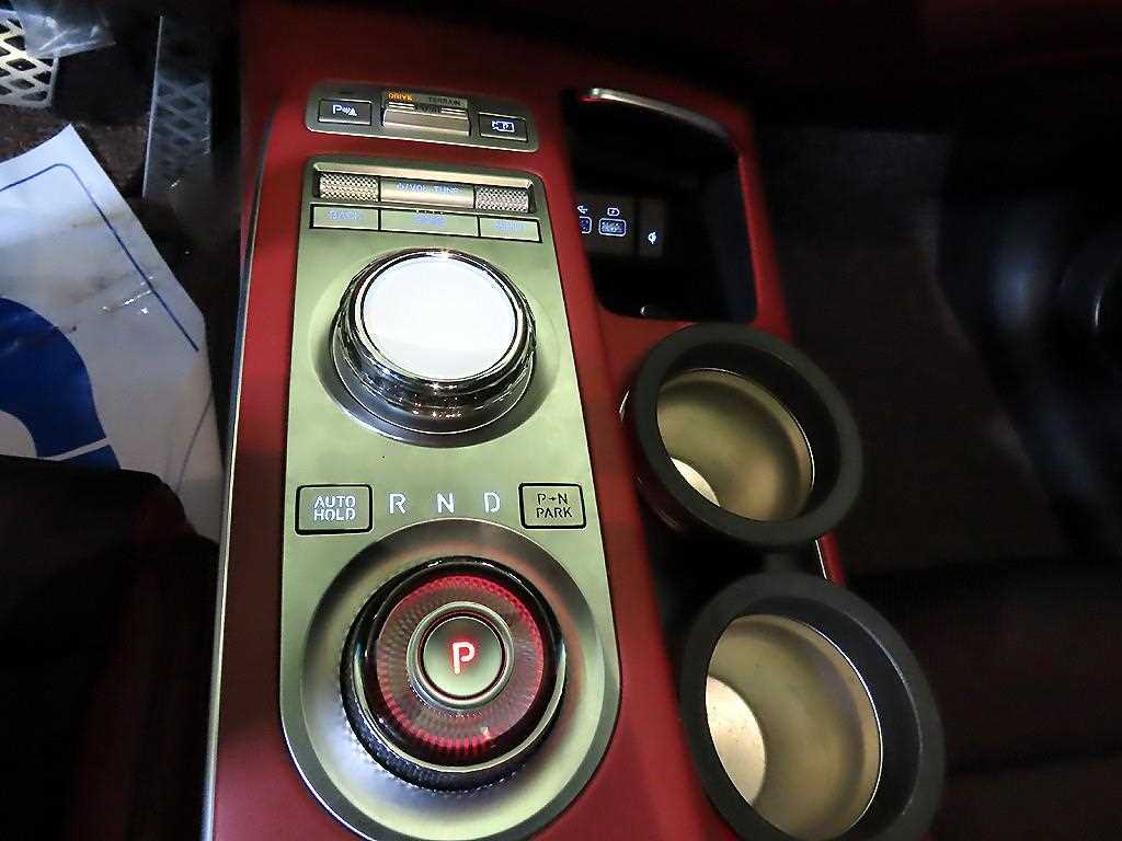 Genesis GV70 - Vista 12