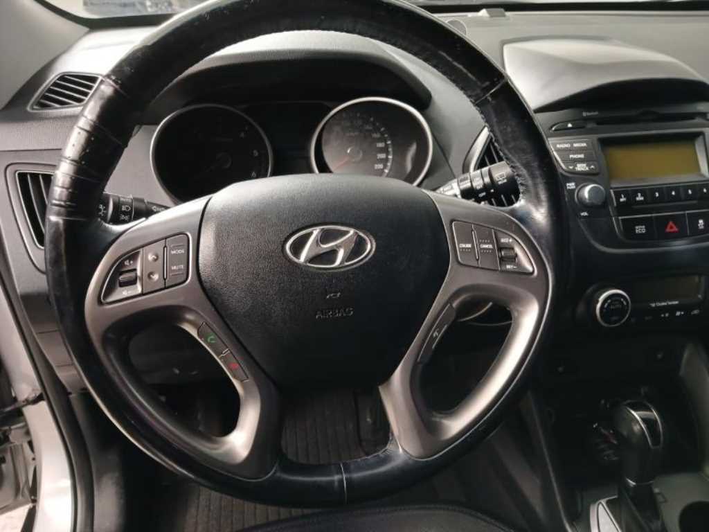 HYUNDAI Tucson - Vista 9