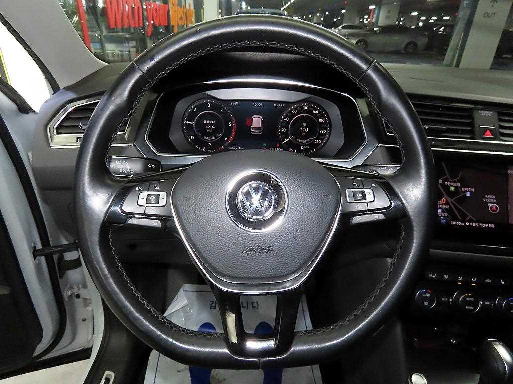 Volkswagen Tiguan - Vista 8