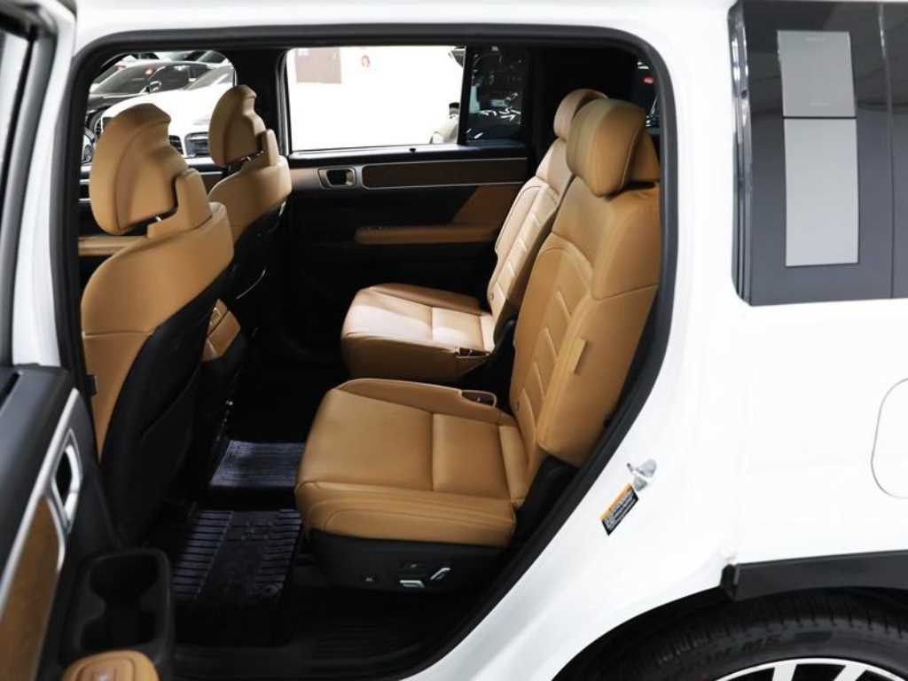 HYUNDAI Santa Fe - Vista 10