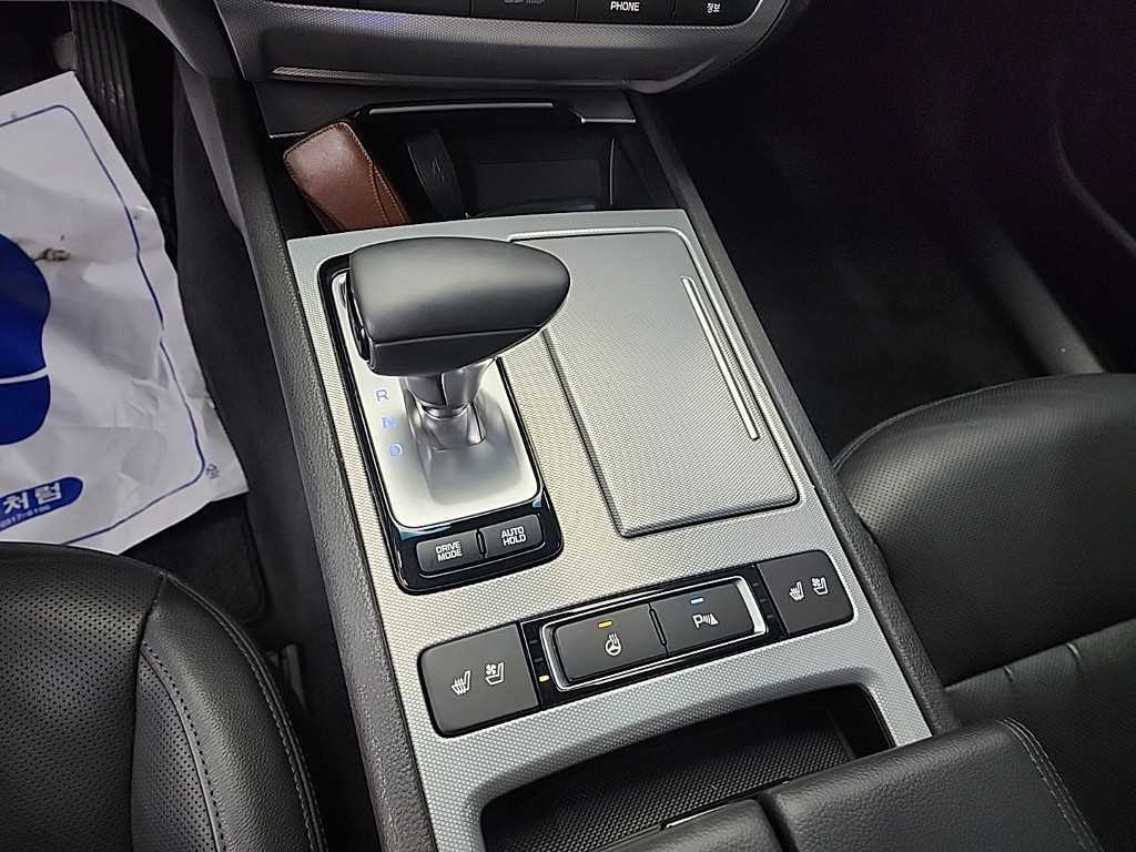 Genesis G80 - Vista 8