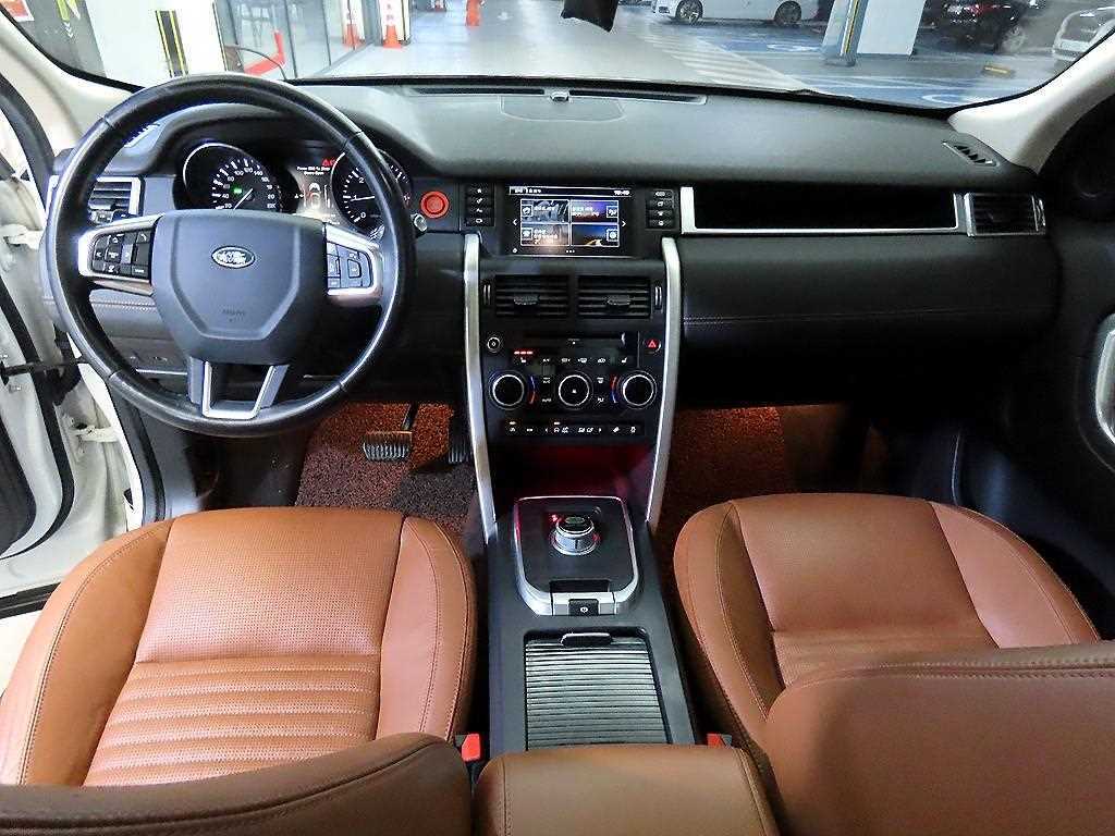 Land Rover Discovery Sports - Vista 10