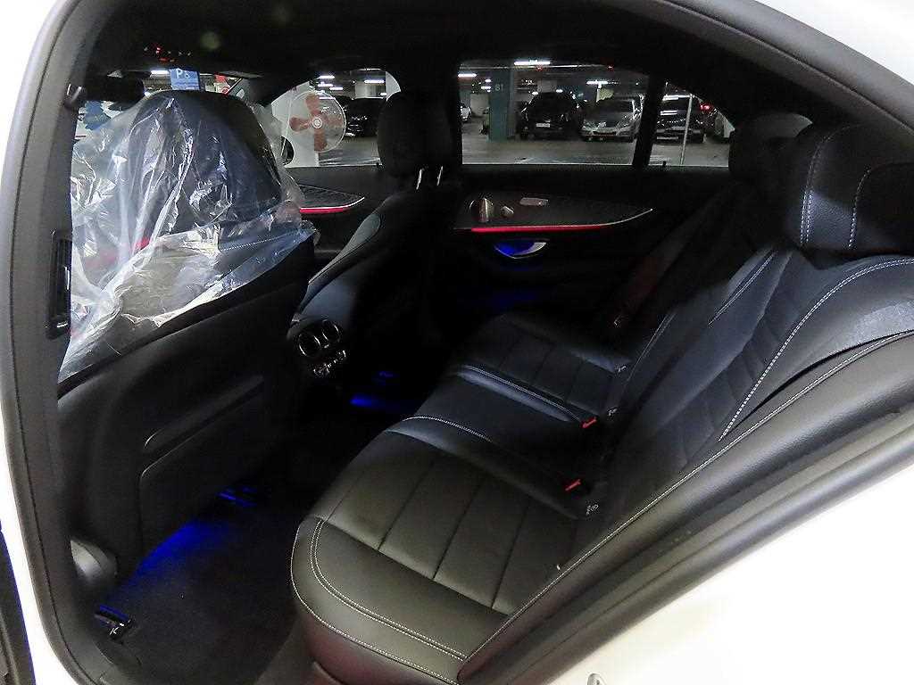 Mercedes Benz E class - Vista 7