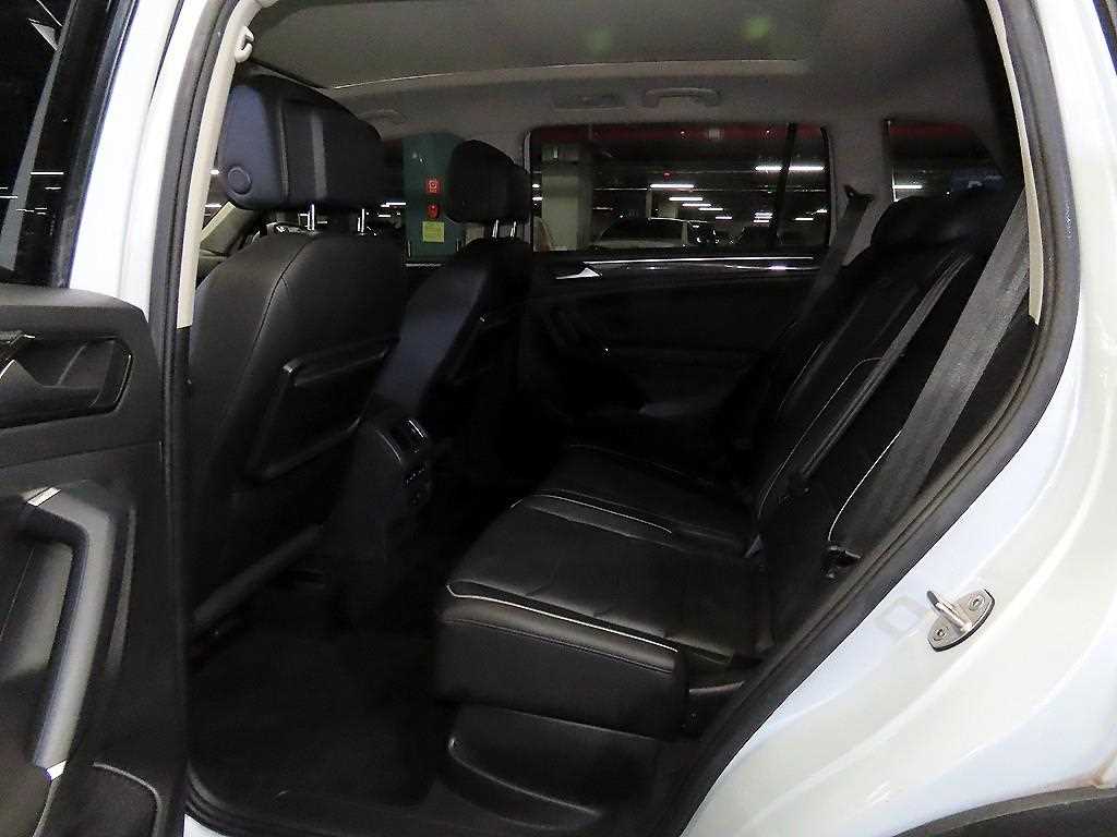 Volkswagen Tiguan - Vista 7
