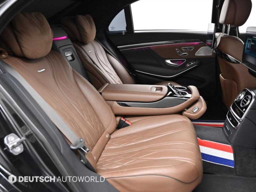 Mercedes Benz S Class - Vista 12