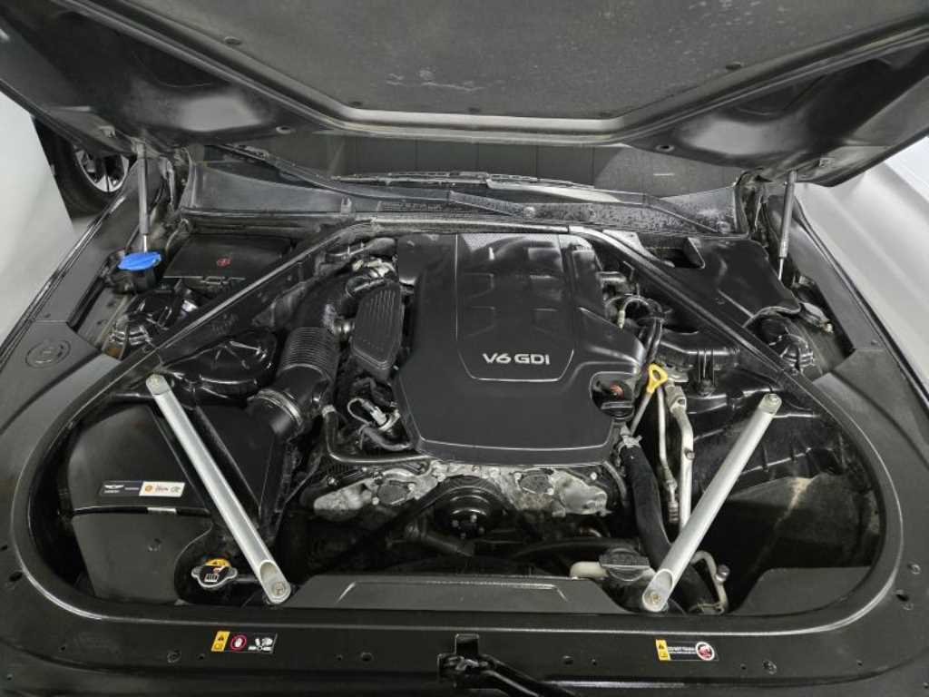 Genesis EQ900 - Vista 6