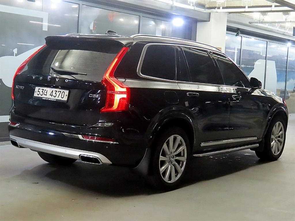 Volvo XC90 - Vista 4
