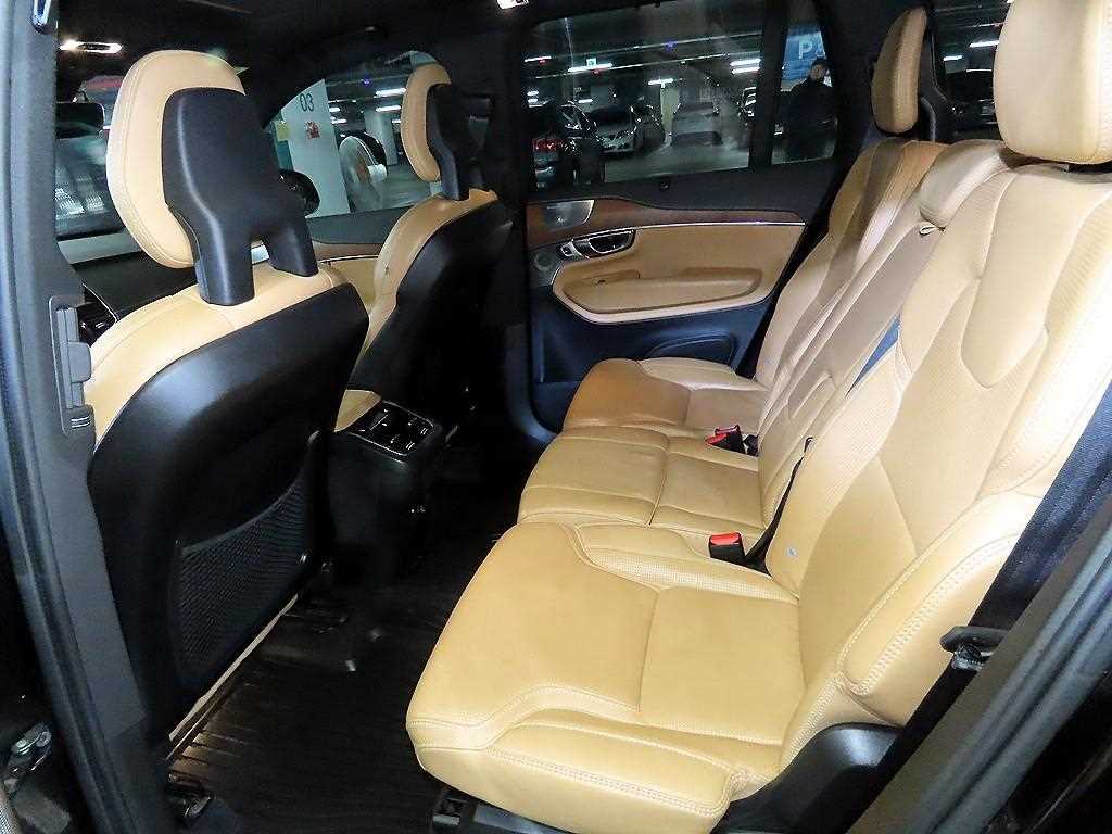Volvo XC90 - Vista 7