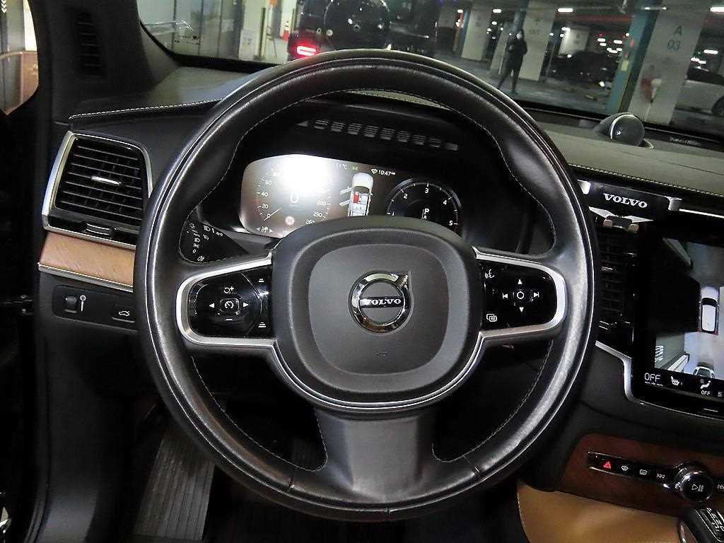 Volvo XC90 - Vista 8