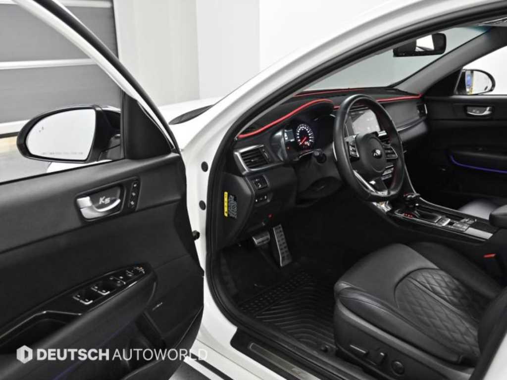 KIA K5 - Vista 11