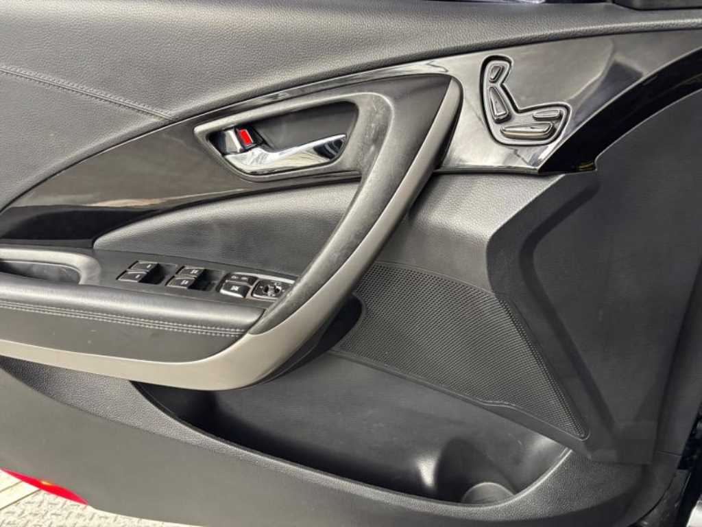 HYUNDAI Grandeur 2012 Negro - Importación desde Corea - HF Imports Iquique - Foto 14