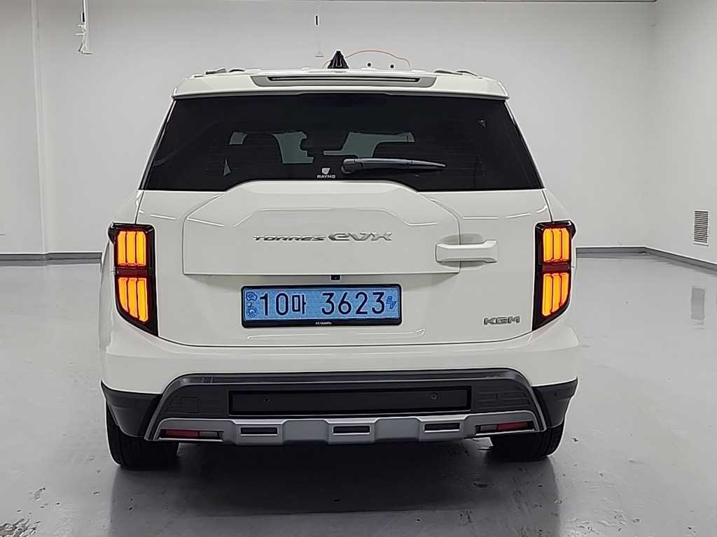 Ssangyong Torres - Vista 4