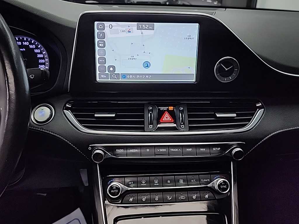 HYUNDAI Grandeur - Vista 10