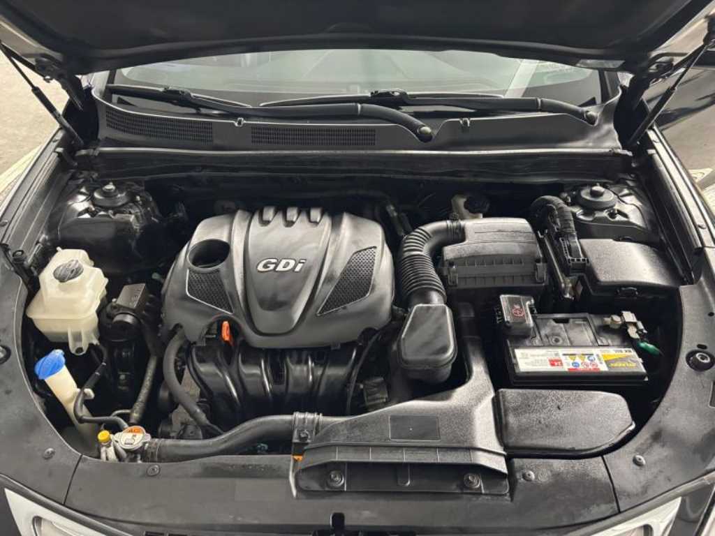 HYUNDAI Grandeur 2012 Negro - Importación desde Corea - HF Imports Iquique - Foto 19