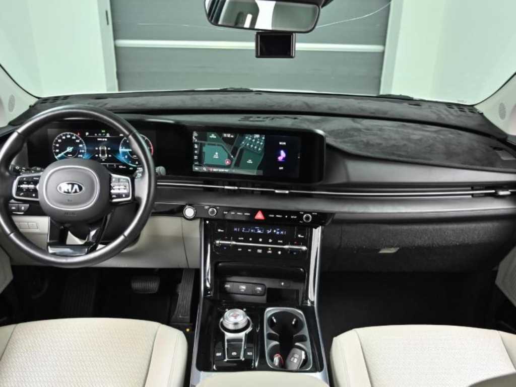 KIA Carnival - Vista 6
