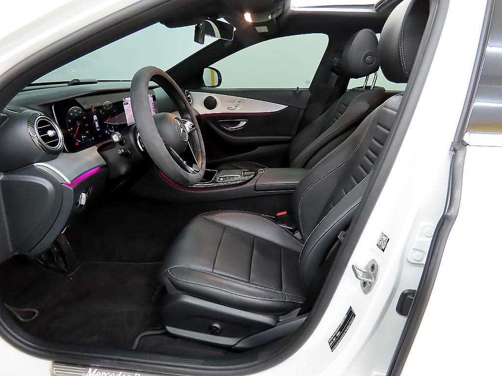 Mercedes Benz E class - Vista 5