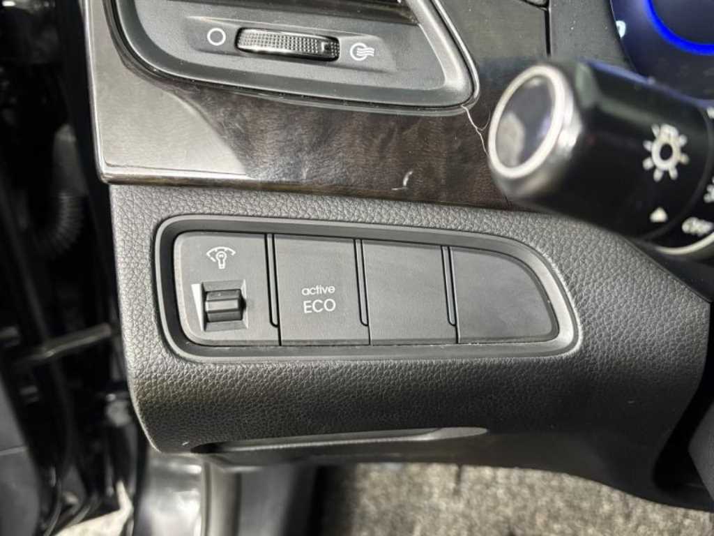 HYUNDAI Grandeur 2012 Negro - Importación desde Corea - HF Imports Iquique - Foto 13