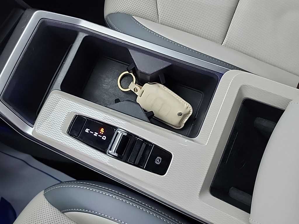 Ssangyong Torres - Vista 8