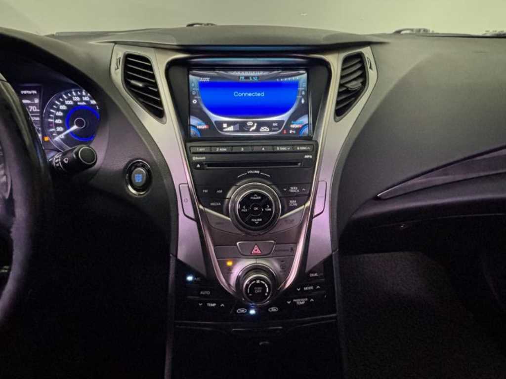 HYUNDAI Grandeur - Vista 10