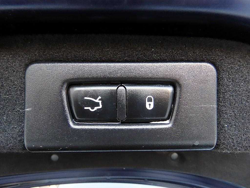 Maserati Ghibli 2018 Azul - Importación desde Corea - HF Imports Iquique - Foto 17