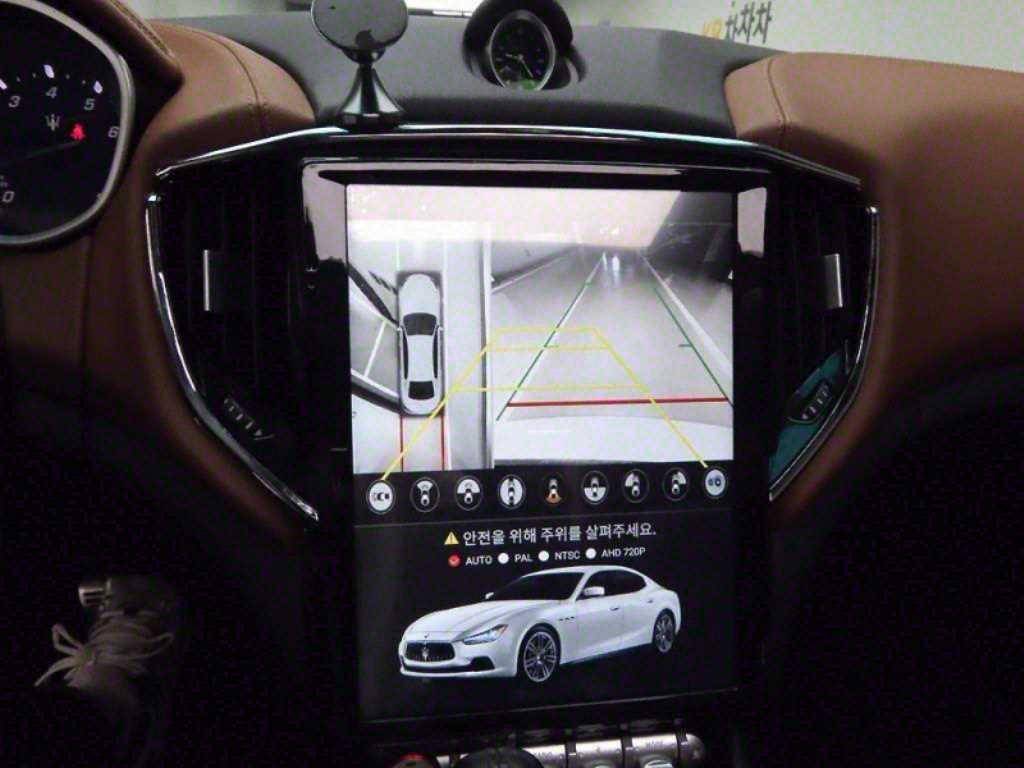 Maserati Ghibli 2016 Blanco - Importación desde Corea - HF Imports Iquique - Foto 16