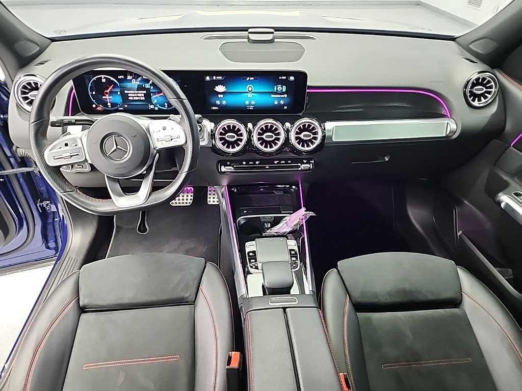 Mercedes Benz GLB Class - Vista 7