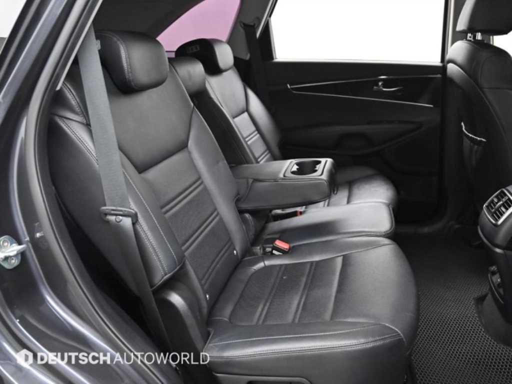 KIA Sorento - Vista 12