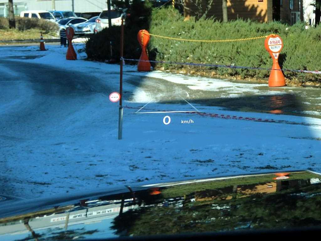 Genesis GV70 - Vista 10