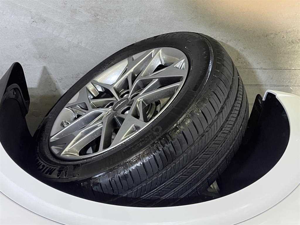 Genesis GV70 2024 Blanco - Importación desde Corea - HF Imports Iquique - Foto 20