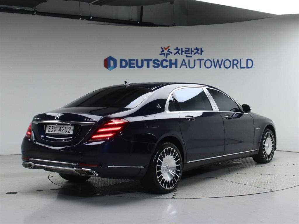 Mercedes Benz S Class - Vista 4