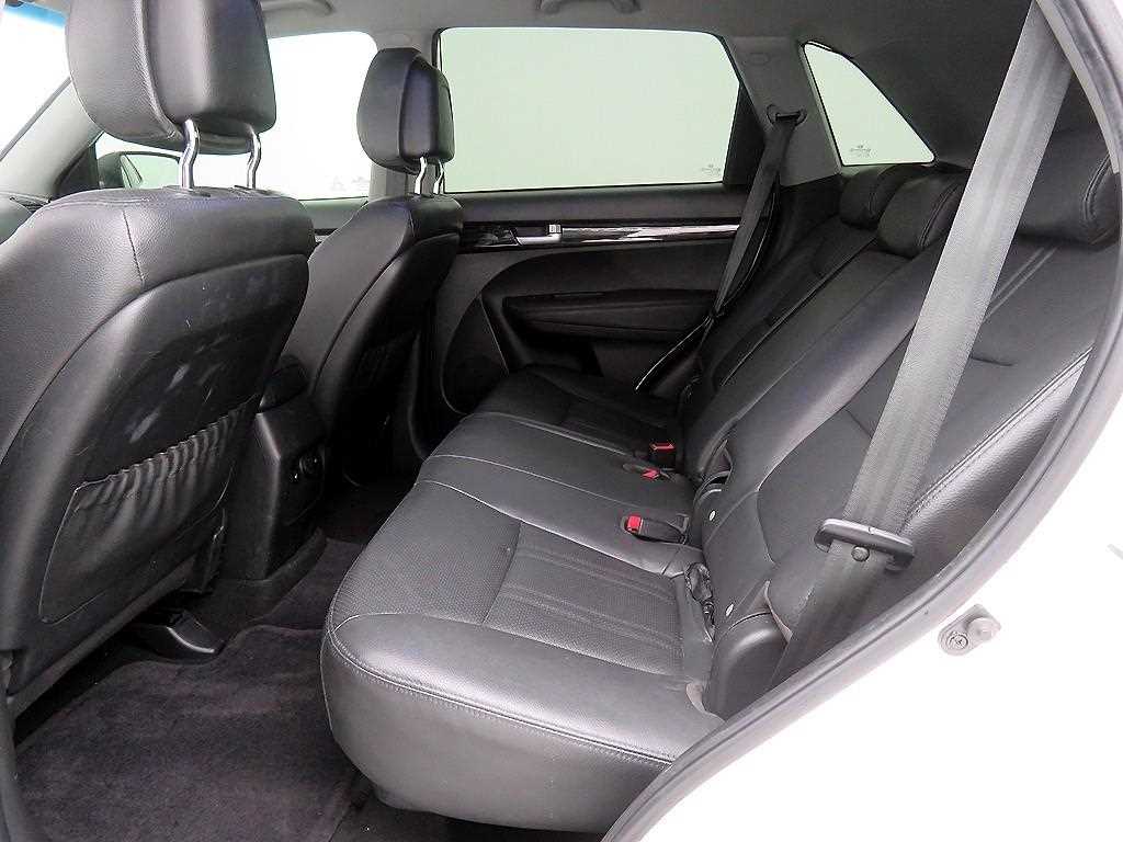 KIA Sorento - Vista 7