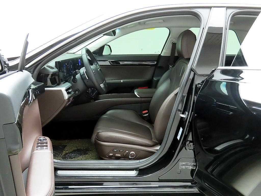 HYUNDAI Grandeur - Vista 12