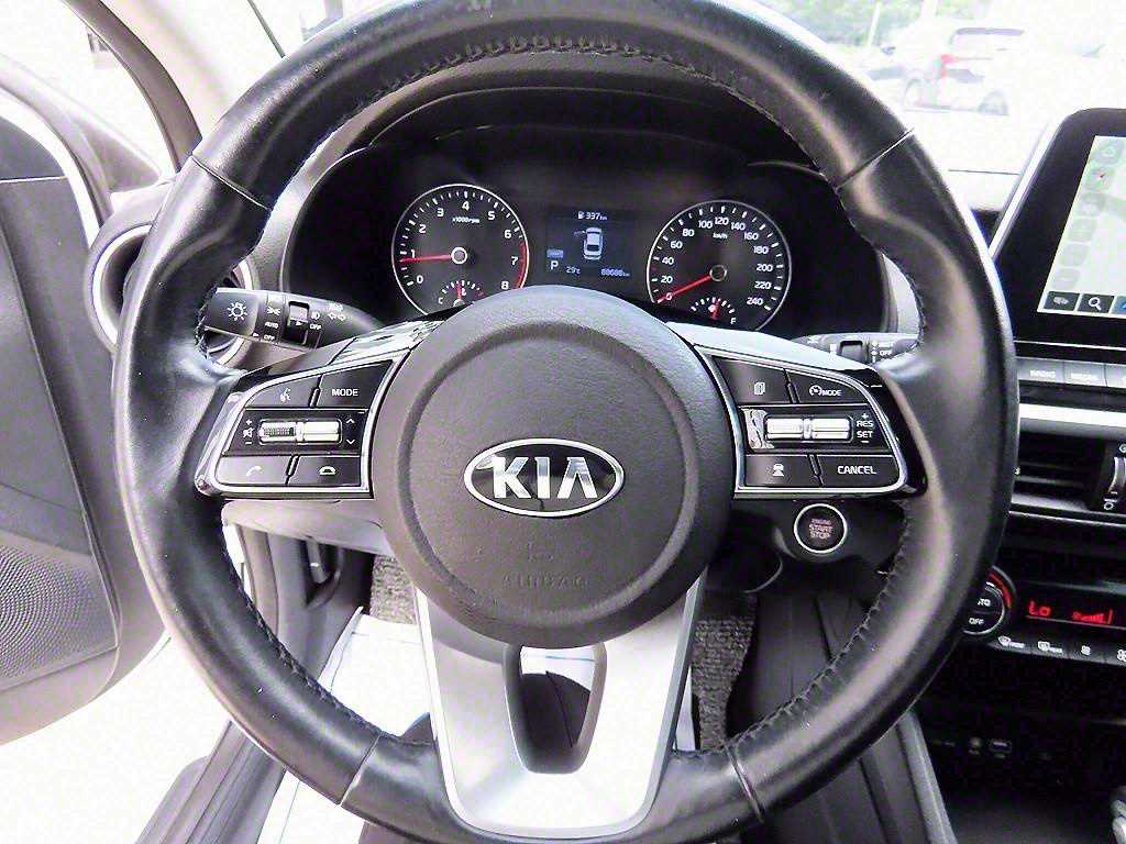 KIA K3 - Vista 8