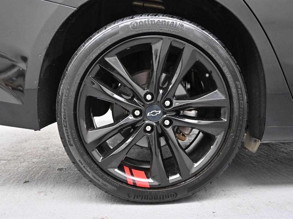 Chevrolet Malibu - Vista 5