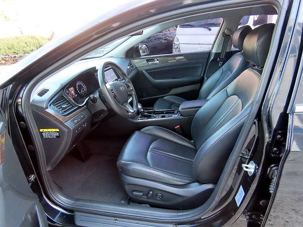 HYUNDAI Sonata - Vista 5