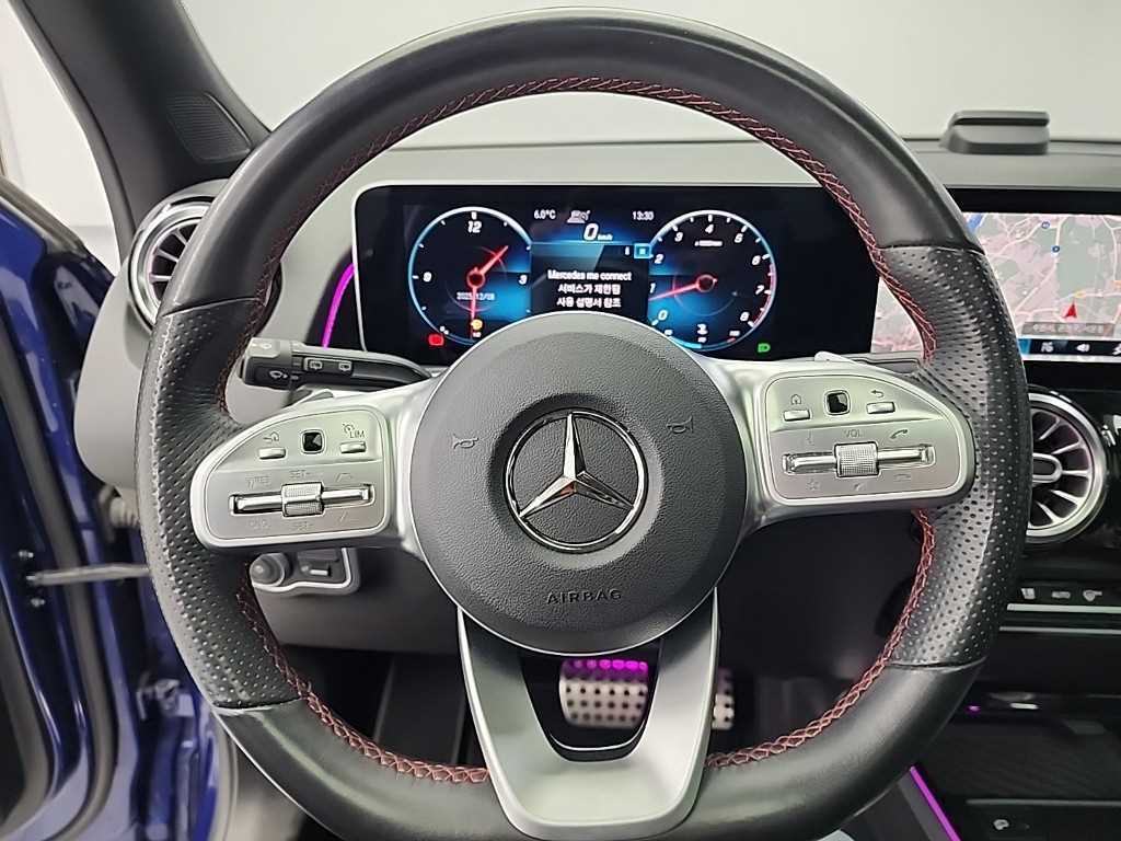 Mercedes Benz GLB Class - Vista 9