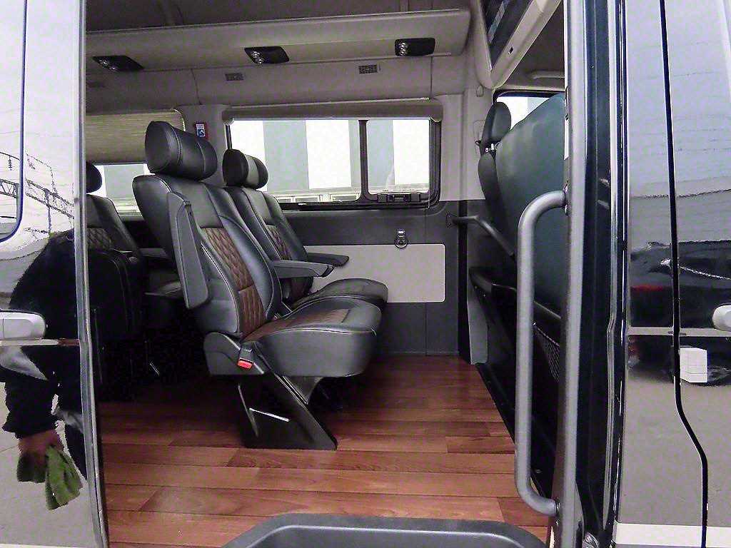 HYUNDAI Solati - Vista 6